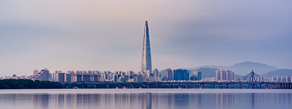 CROPPED cityscape jezael-melgoza-748008-unsplash.jpg